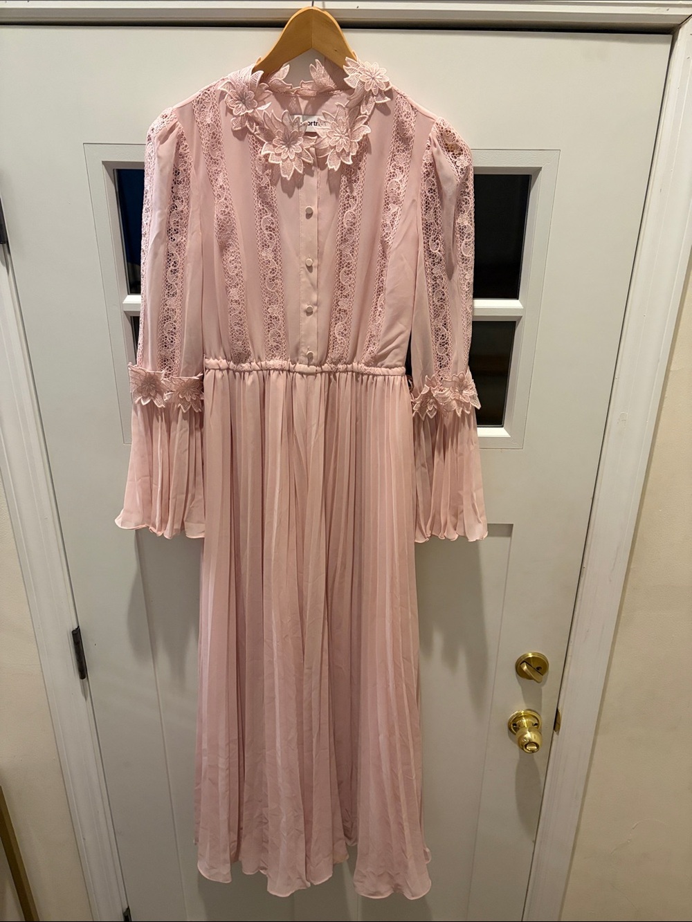 Self-Portrait Blush pink Floral Lace pleated belle sleeves long dress gown sz 4